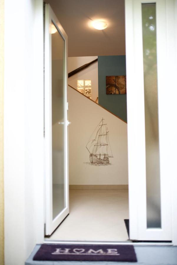 House 4 Rent Laura Daire Mali Lošinj Dış mekan fotoğraf